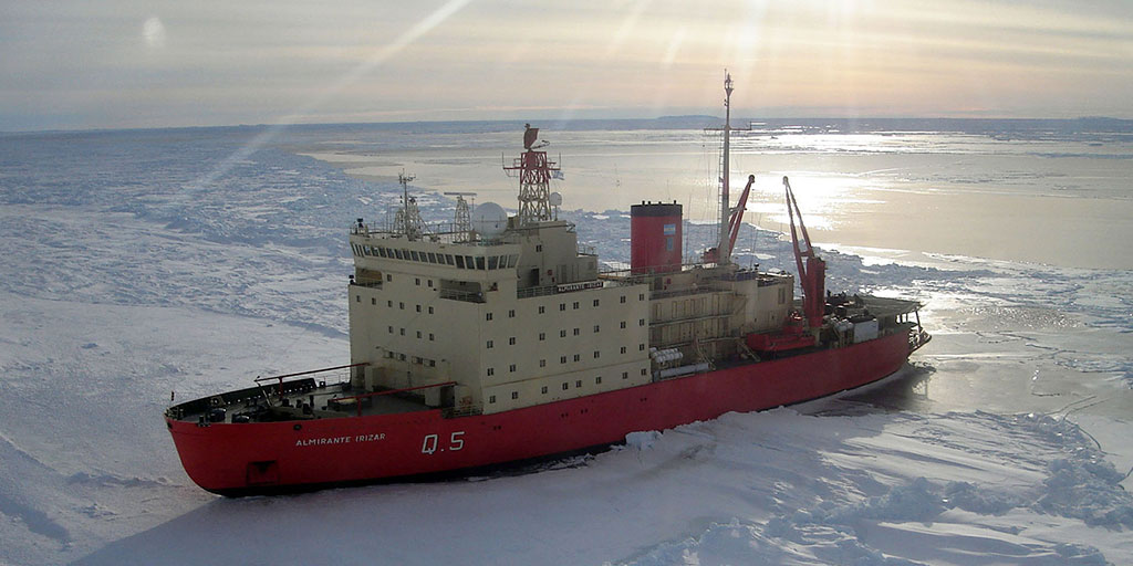 Noise & vibration prediction calculations in an icebreaker.