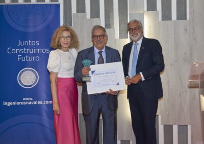 Publio Beltrán, Premio a la mejor trayectoria por AINE.